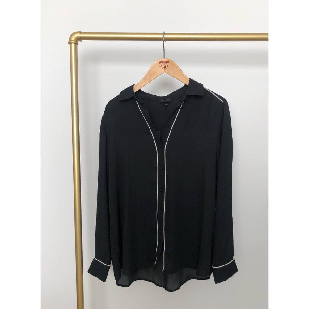 Who What Wear button up shirt